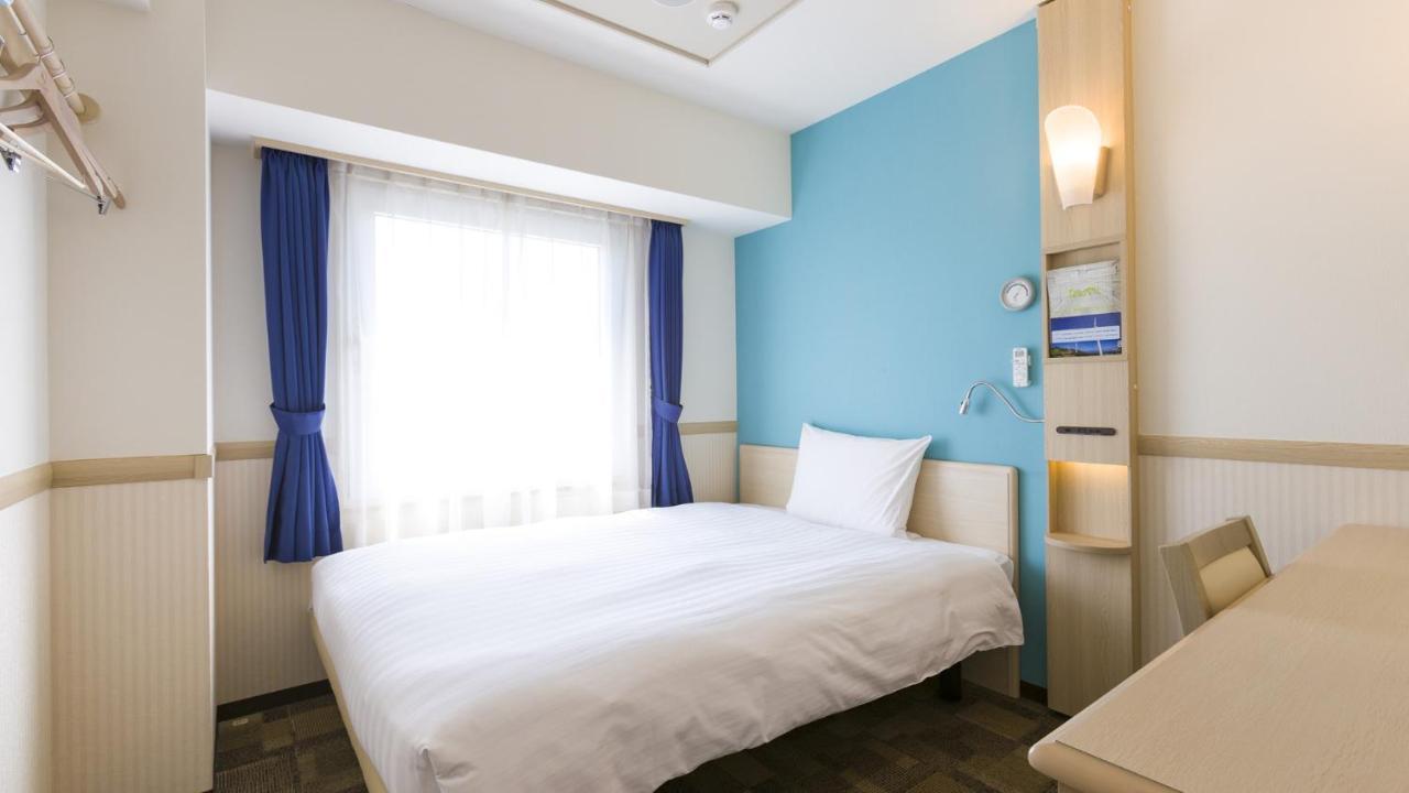 Toyoko Inn Tsubame Sanjo Ekimae Екстер'єр фото